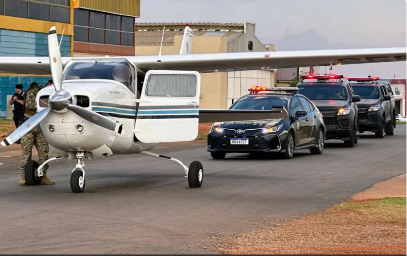 Polícia Federal apreende três aviões avaliados em R$ 5 milhões e desmantela rede de tráfico internacional de drogas