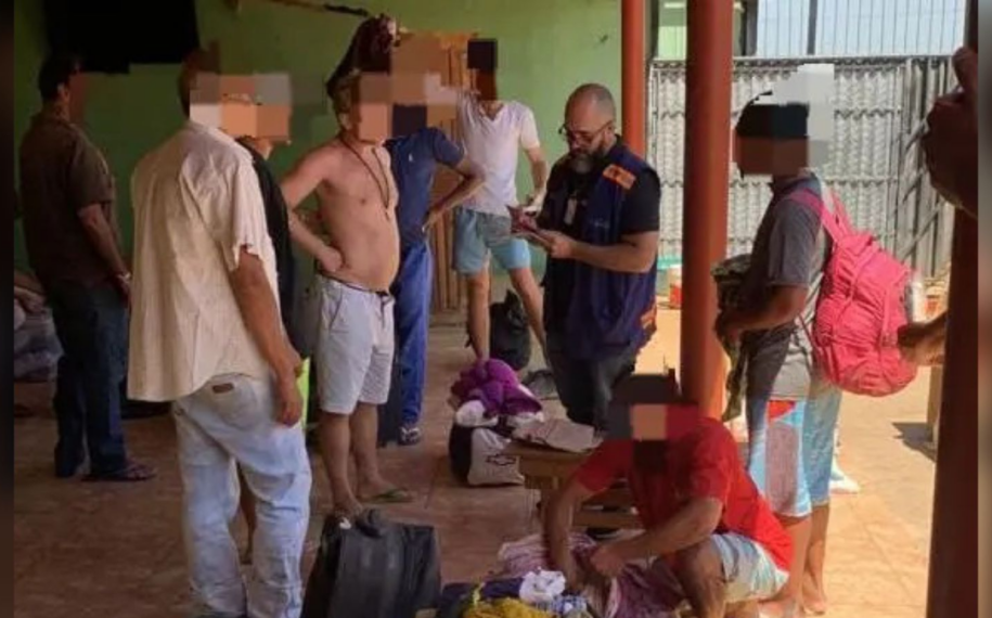 Mais de 30 internos são resgatados de clínica clandestina em Caldas Novas