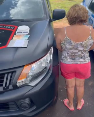 Mulher é presa em Morrinhos por tráfico de drogas
