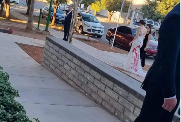 Sogra tenta estragar casamento do filho e contrata homens para jogar tinta vermelha na noiva