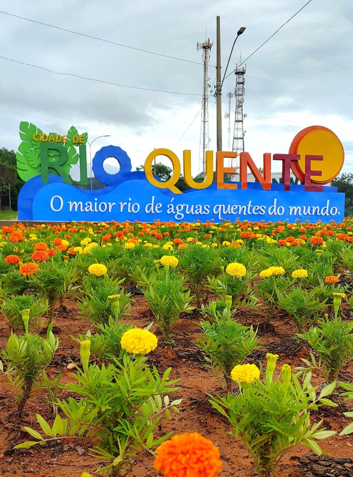 Rio Quente se prepara para o CarnaQuente 2025 com muita música e diversão