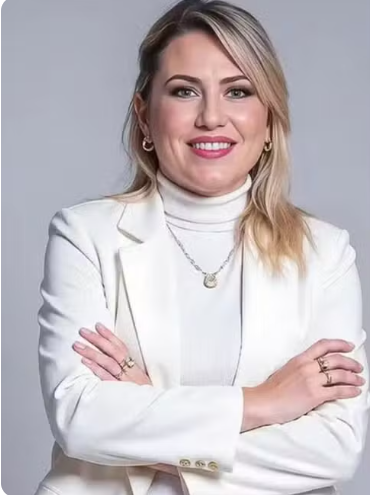Vice-prefeita é afastada após denúncia de desvio de verba para “casamento espiritual”