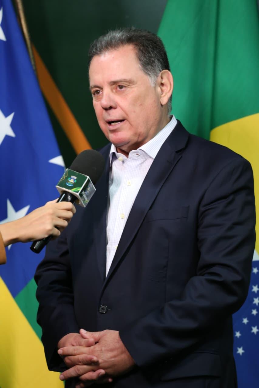 Marconi Perillo recebe Moção de Aplausos da Câmara de Valparaíso de Goiás