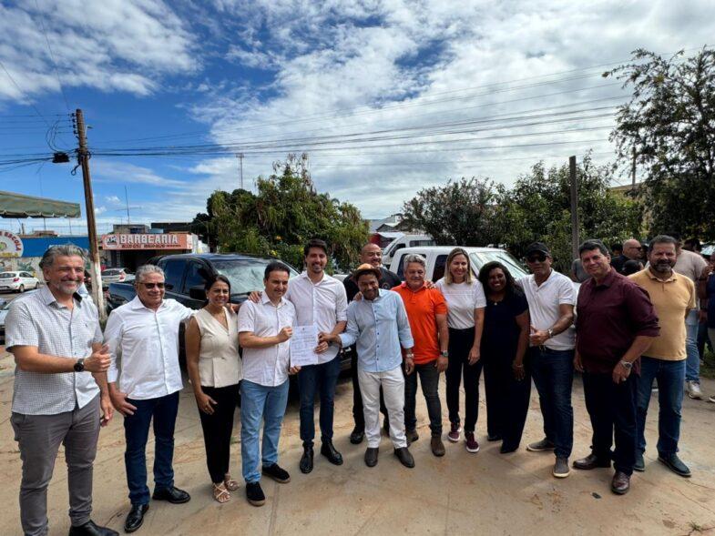 VALPARAÍSO RECEBE QUATRO VEÍCULOS DO GOVERNO DE GOIÁS PARA REFORÇAR A FROTA MUNICIPAL