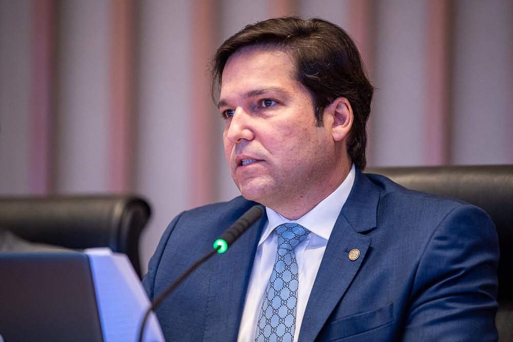 Robério Negreiros comemora publicação no Diário Oficial que cria Rede de Apoio às Mães Atípicas