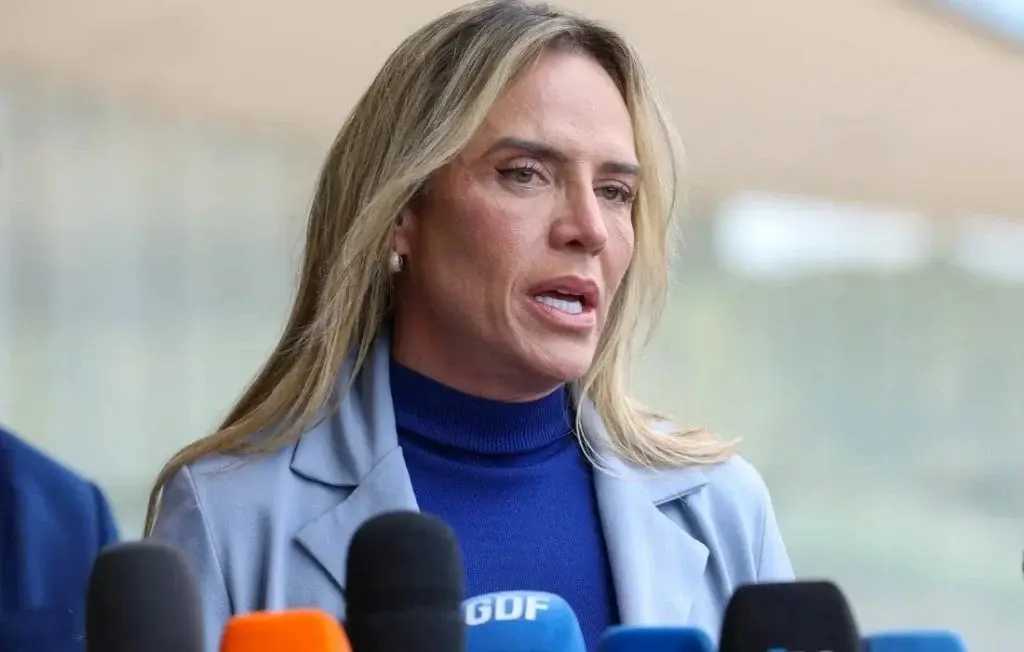 Celina Leão anuncia recuperação das contas públicas e projeta superávit de R$ 3 bilhões no DF