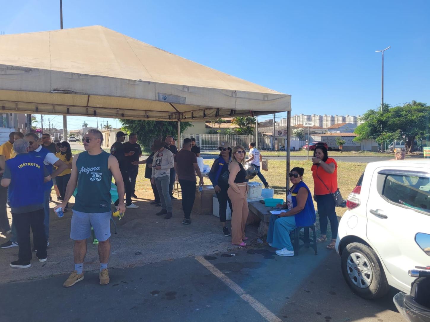 Instrutores autônomos vão às ruas em defesa da regulamentação da atividade no Distrito Federal