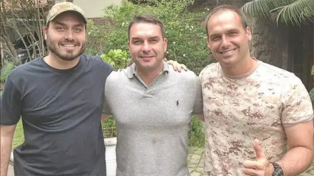 Moraes nega pedido para que Bolsonaro receba filhos no Dia dos Pais