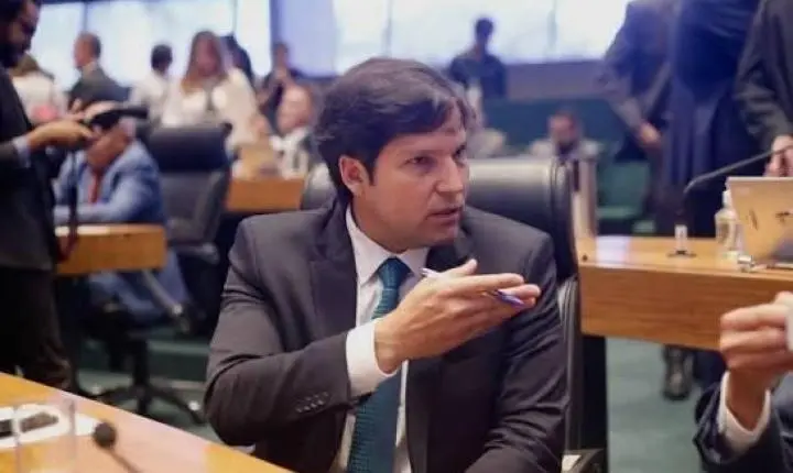 Em meio à agenda intensa de reeleição, Robério Negreiros fala sobre leis de inclusão e proteção social no DF