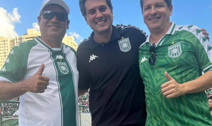 Sandro Avelar acompanha vitória do Gama no Bezerrão e celebra classificação ao lado da torcida