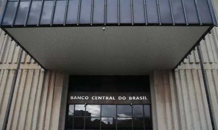TCU aprova contas do BC de 2025 após desvincular processo do Master